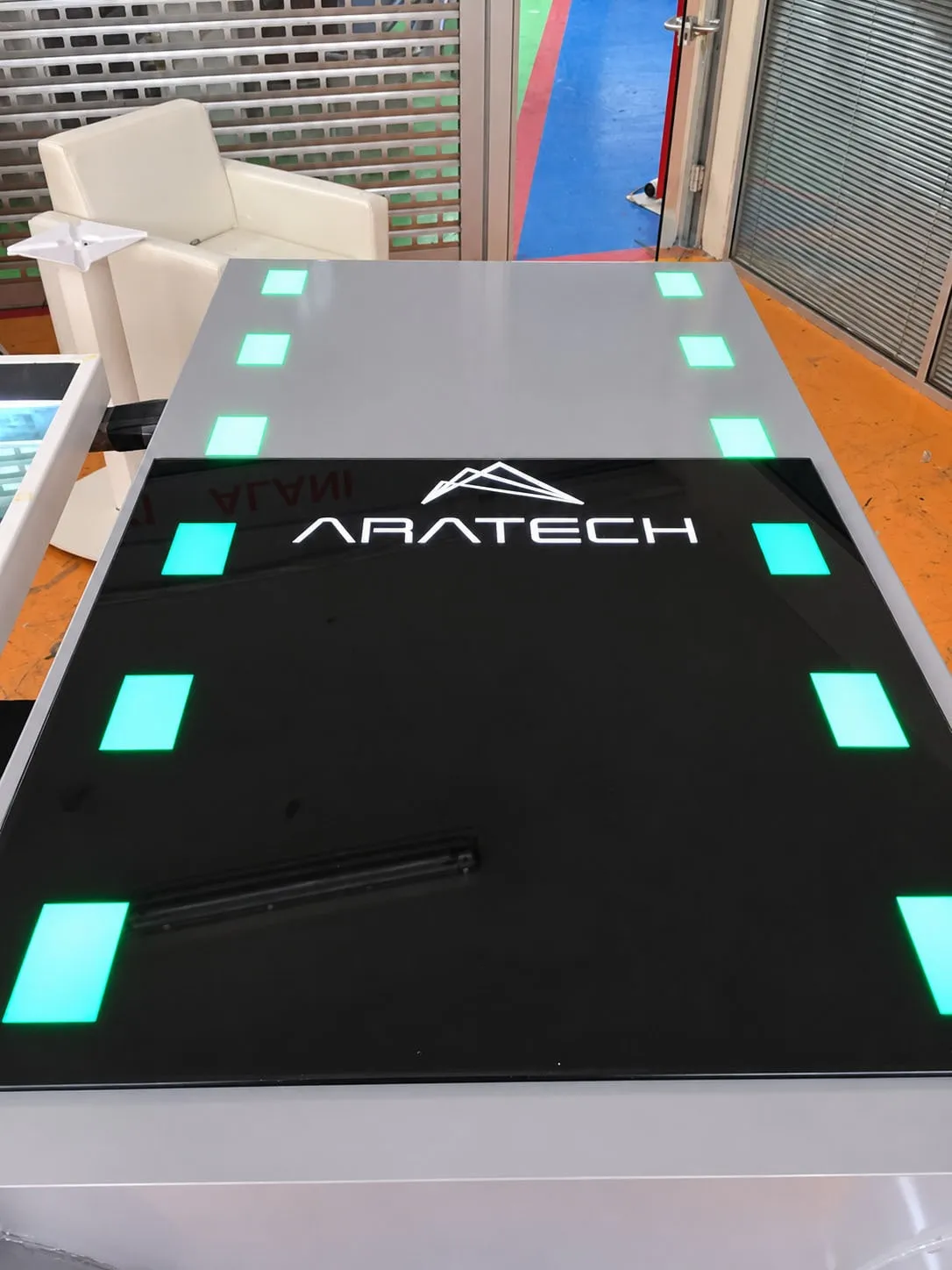 Aratech — custom LED tables — Image 3 of 6